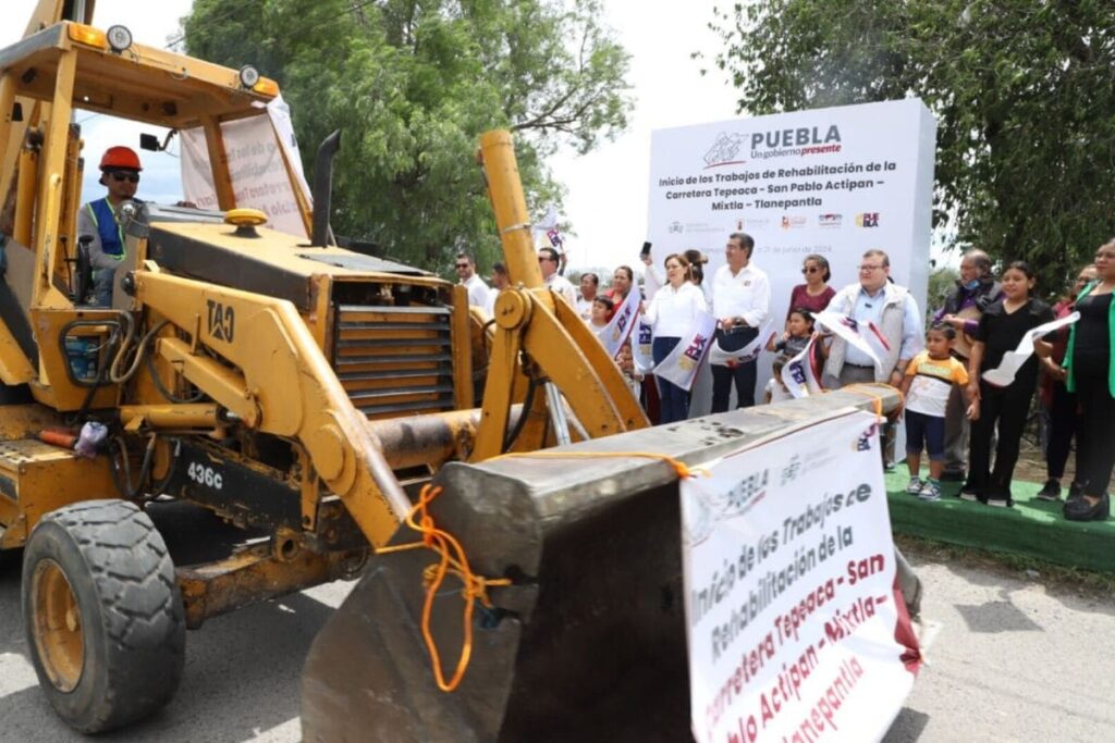 Sergio Salomón rehabilitación carretera Tepeaca-San Pablo