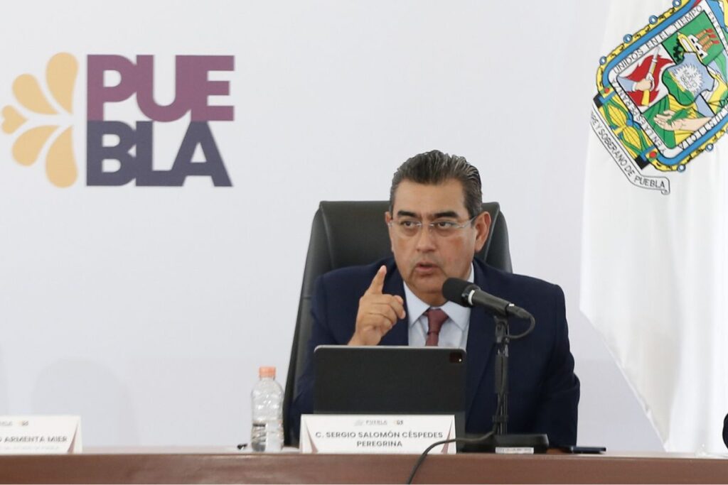 Sergio Salomón tercer mejor gobernador