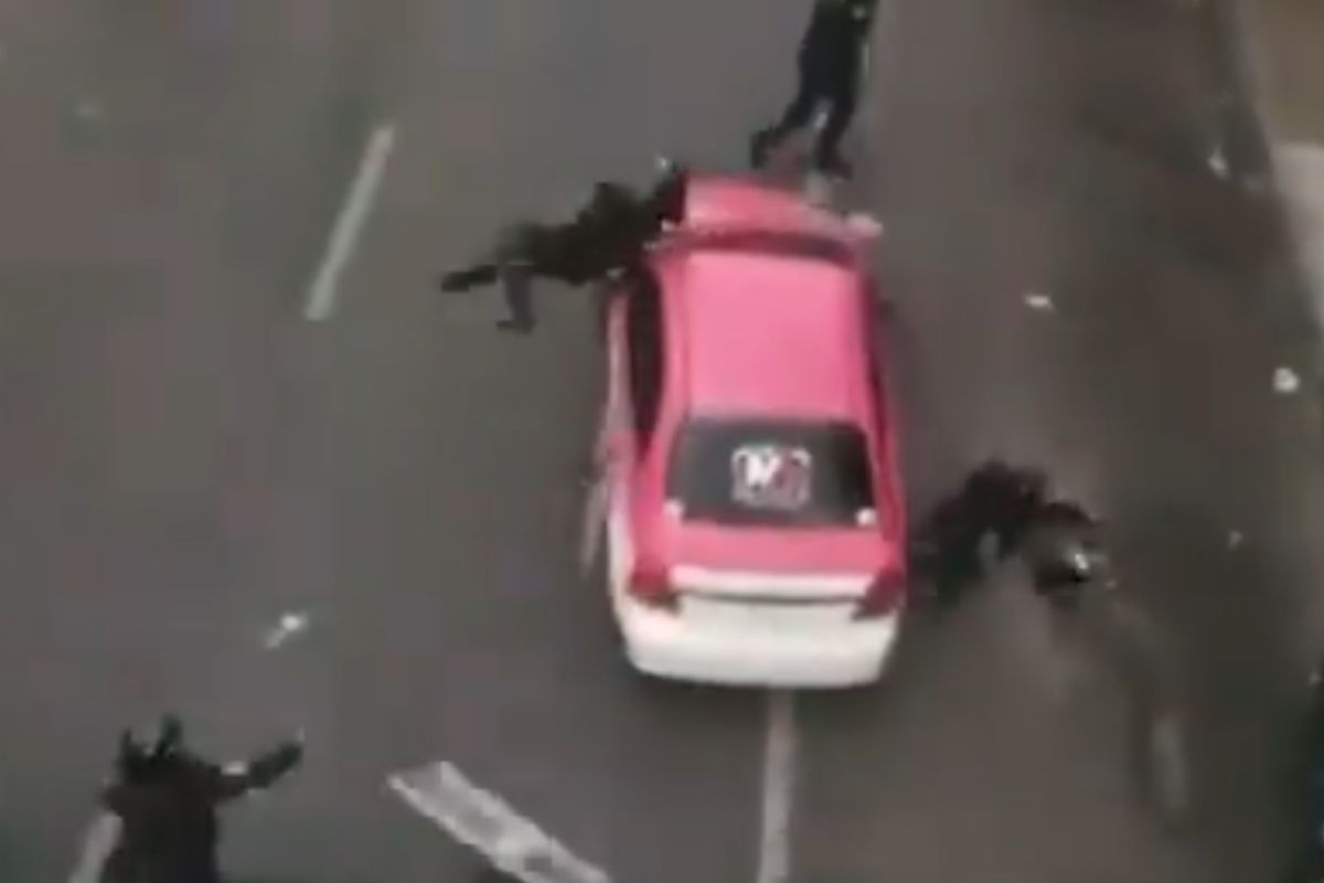 Detienen a taxista por atropellar a policías en CDMX 1 Taxista atropella policías