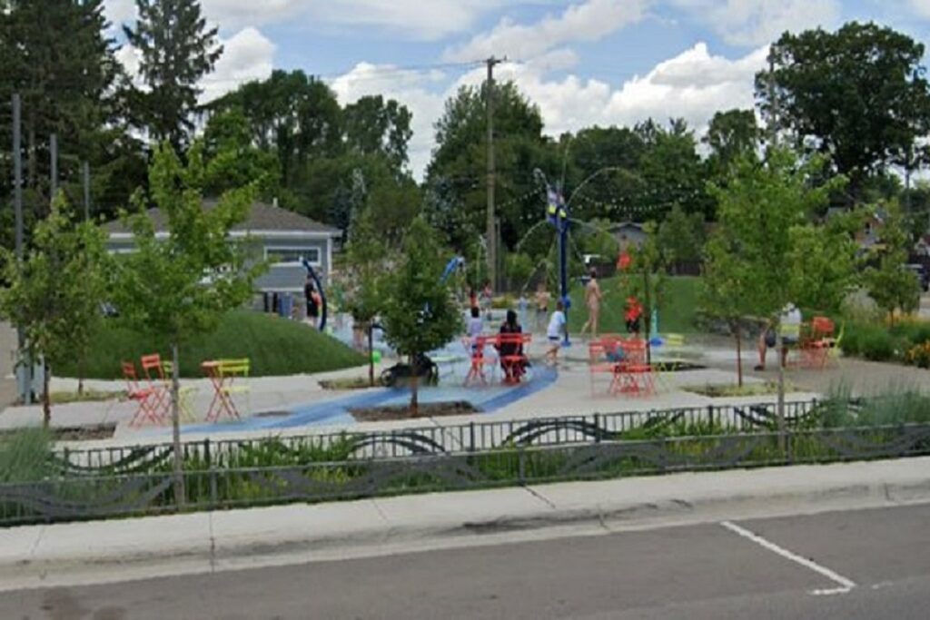 Tiroteo en Parque Acuático de Detroit deja nueve heridos y al tirador muerto