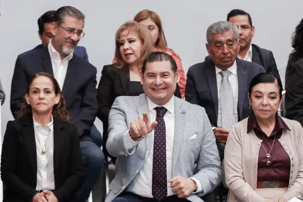 Anuncia Armenta la creación de la Secretaría de la Tecnología