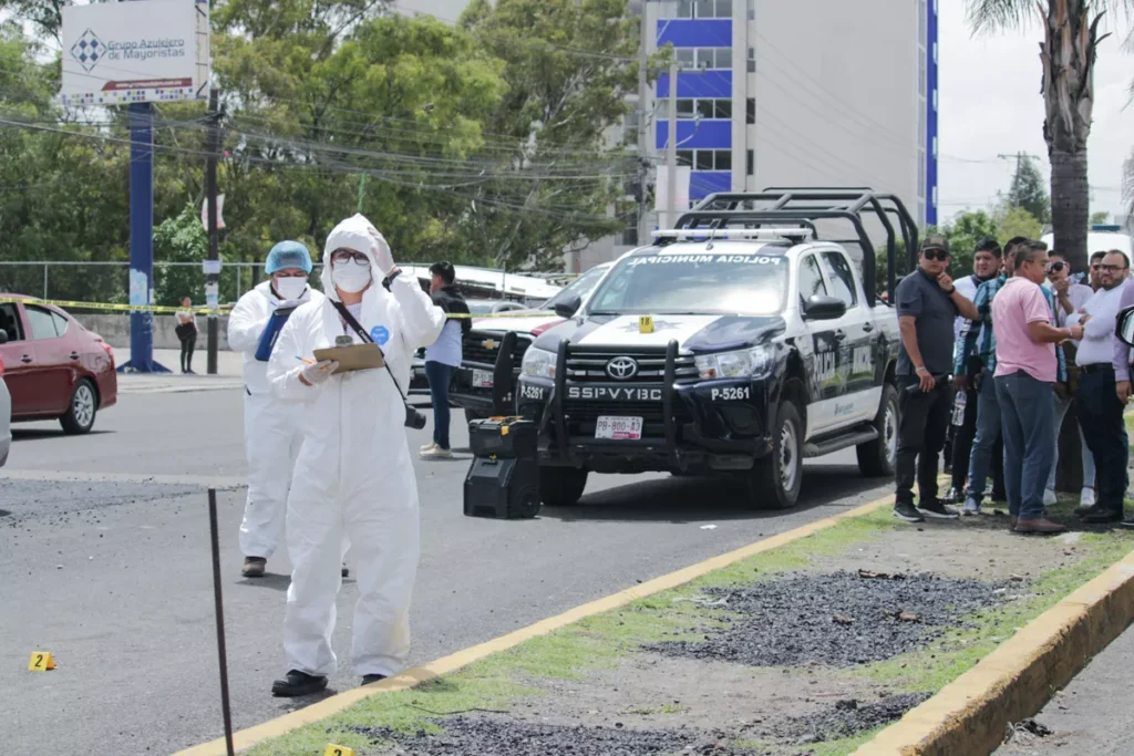 VIDEO: Reportan balacera en Cruz del Sur en Puebla 10 Intento de Asalto Bulevar Forjadores Puebla 9