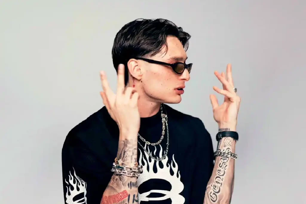 Peso Pluma llevará su Éxodo Tour al Palacio de los Deportes