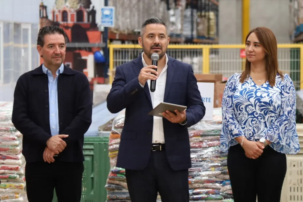 Reunión del Ayuntamiento no tiene nada que ver con la dirigencia panista Adán Domínguez