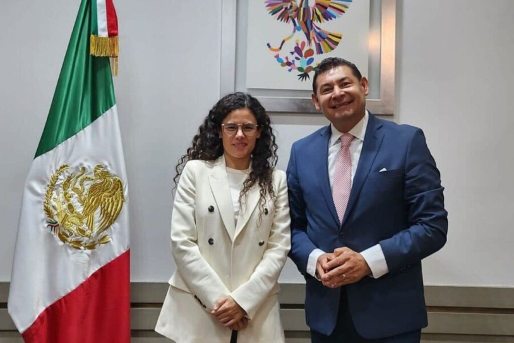 Alejandro Armenta respalda a Luisa Alcalde