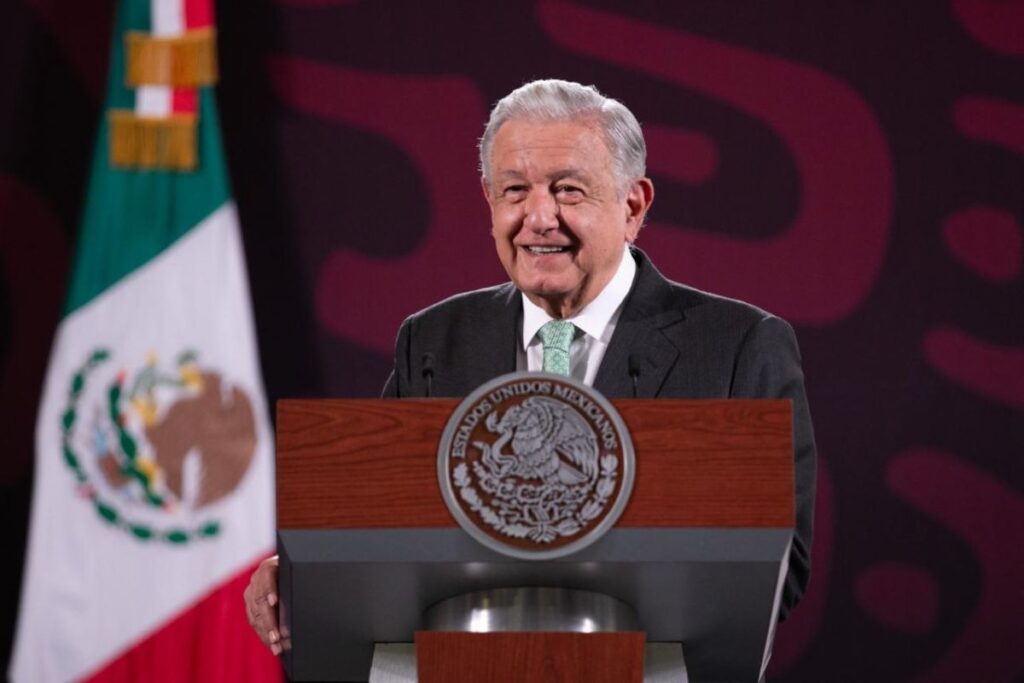 AMLO le pide a Trump no mandarlo a la chingada