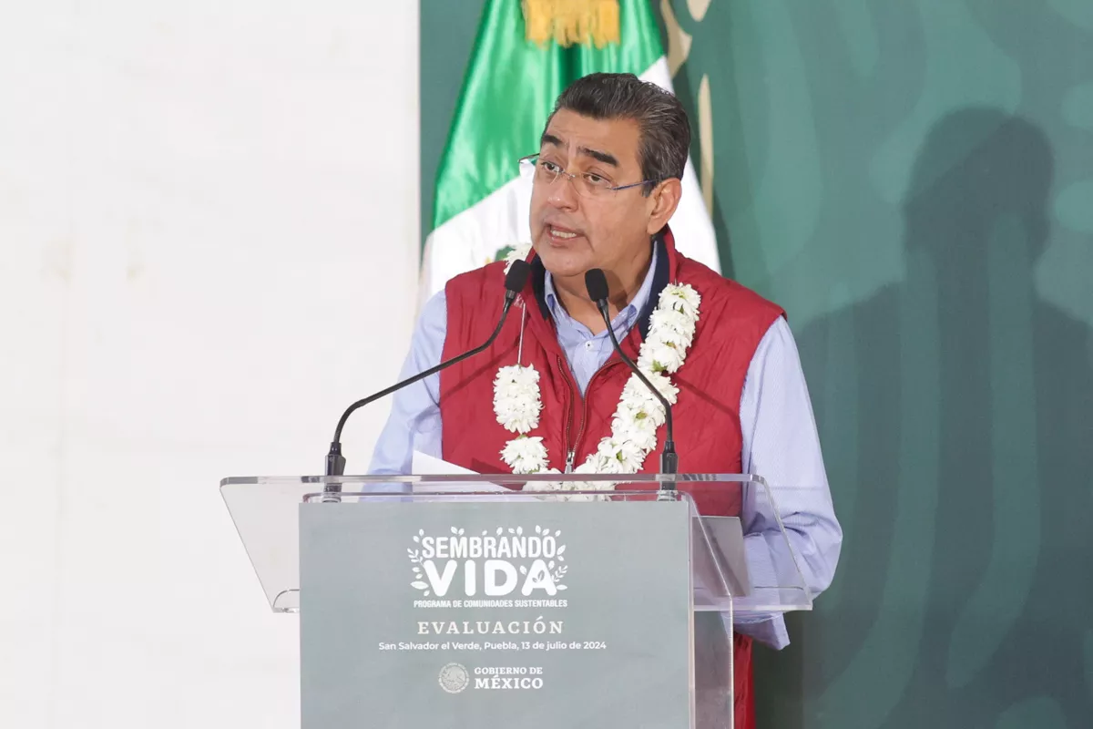 Sergio Salomón rinde miniinforme frente a AMLO: 18 mil millones de pesos en obras 1 andres manuel claudia sheinbaum Alejandro Armenta Sergio salomon Sembrando Vida 16