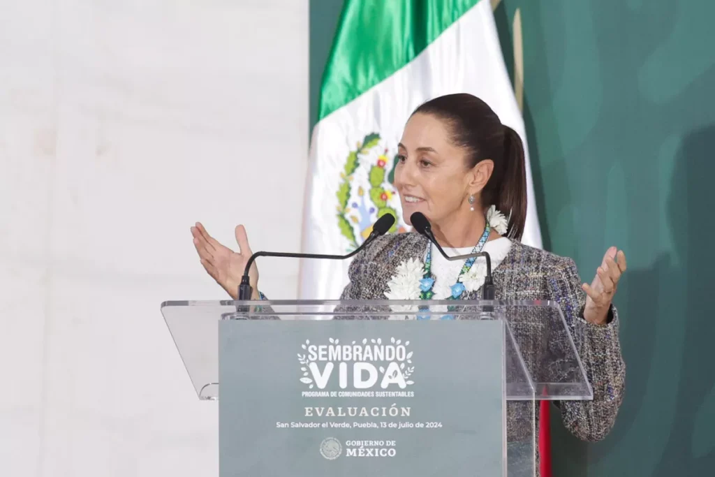 “¡Estoy muy contento!”: López Obrador desde Puebla tras resultado de elecciones  
