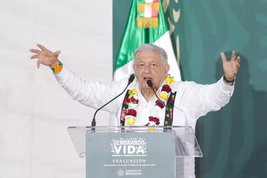 “¡Estoy muy contento!”: López Obrador desde Puebla tras resultado de elecciones 