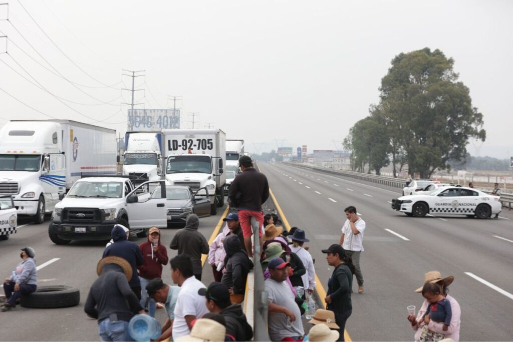reforma bloqueo de carreteras en Puebla
