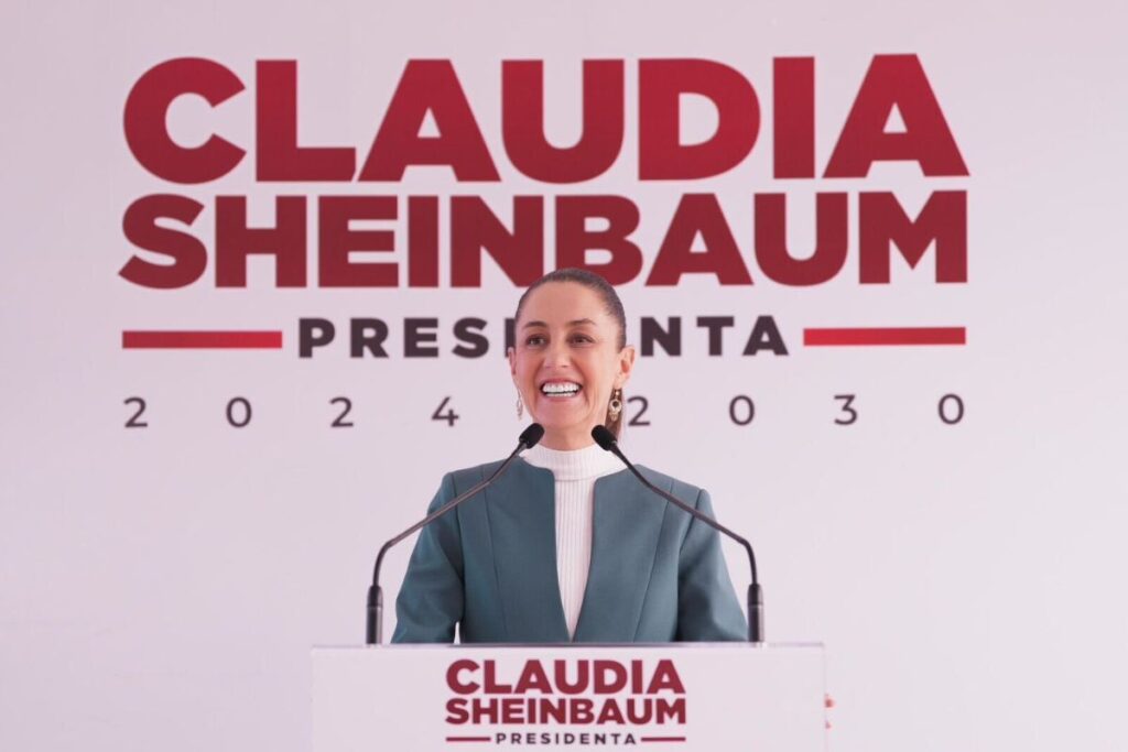Claudia Sheinbaum presenta a Zoé Robledo