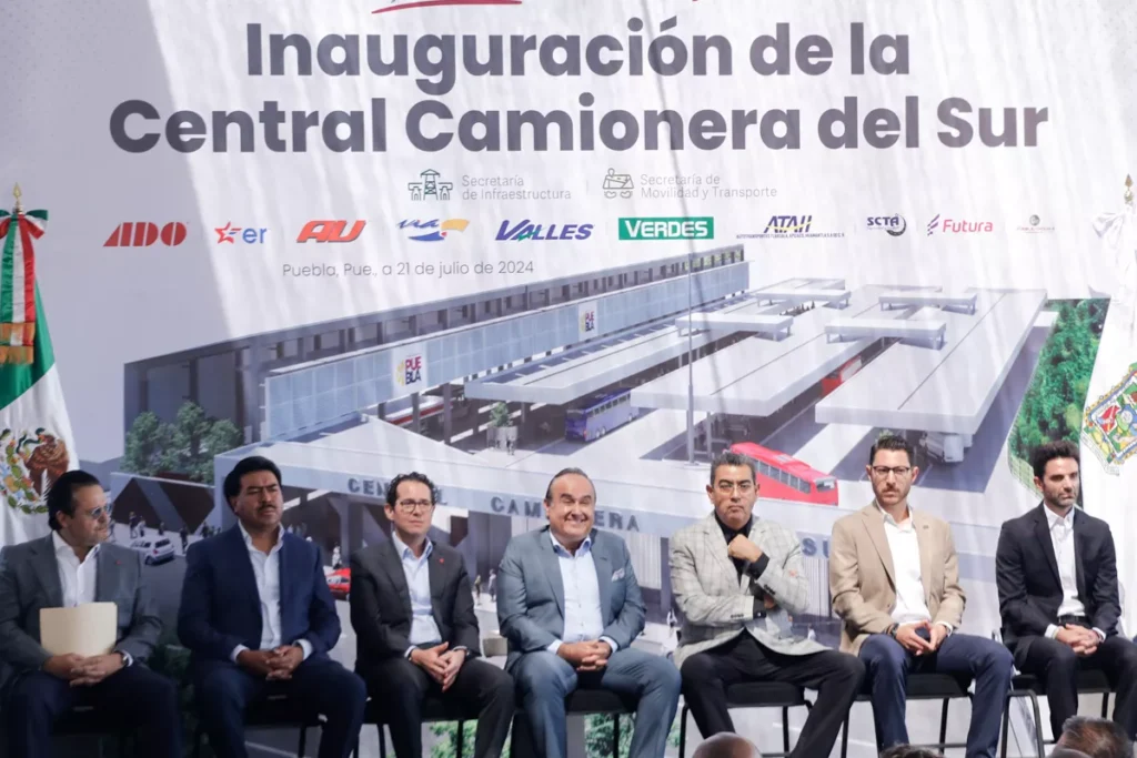 gobernador de Puebla sergio salomon inauguracion capu sur 10