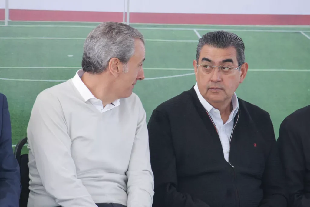 gobernador sergio salomon alcalde electo pepe chedraui Rehabilitacion de Campos Deportivos y Techado