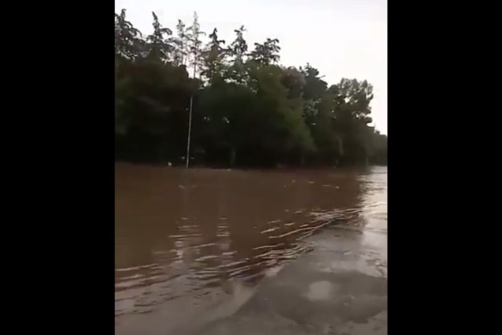laguna de San Baltazar se desborda