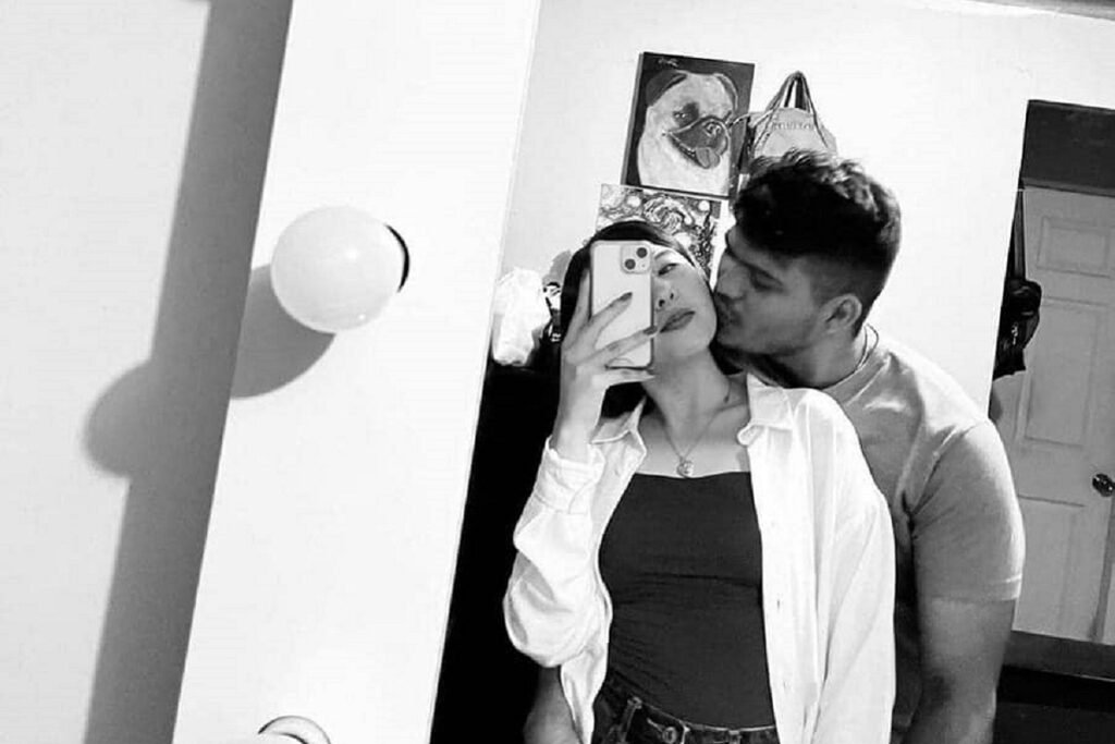 Mujer se dispara accidentalmente frente a su familia en Reynosa, Tamaulipas 6 Novio de Paola Bañuelos revela último mensaje que envió antes de abordar taxi