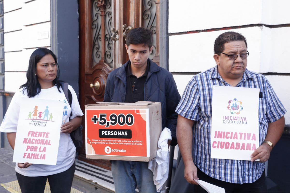 Grupos pro vida piden al gobernador vetar reforma para el aborto seguro en Puebla 1 pro vida contra el aborto seguro en Puebla
