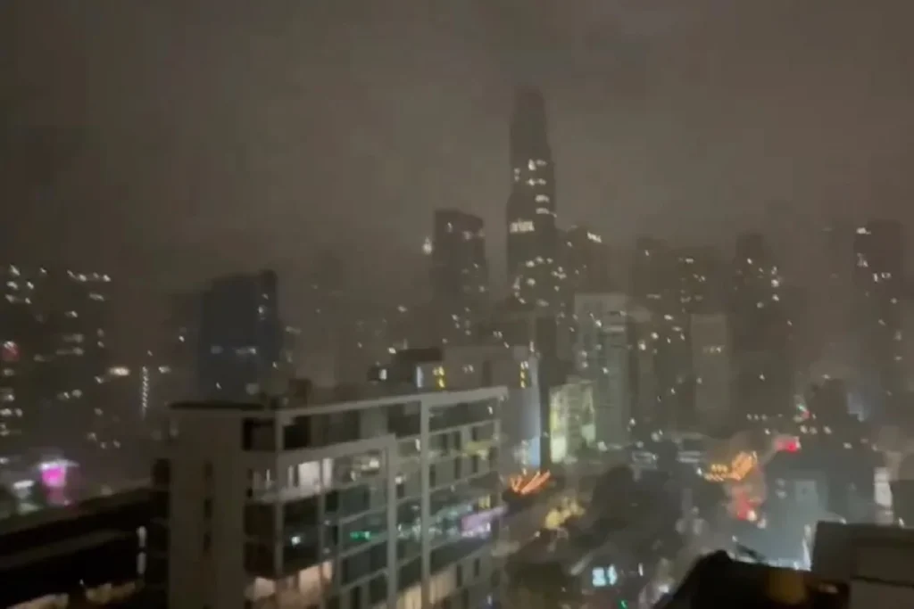 Así suenan las alertas de tornado en Chicago que dejaron a miles sin dormir