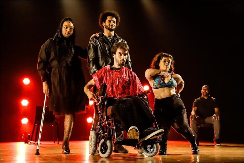 Actores con discapacidad protagonizan “Mi cuerpo está aquí” 3 Actores con discapacidad protagonizan “Mi cuerpo está aquí”