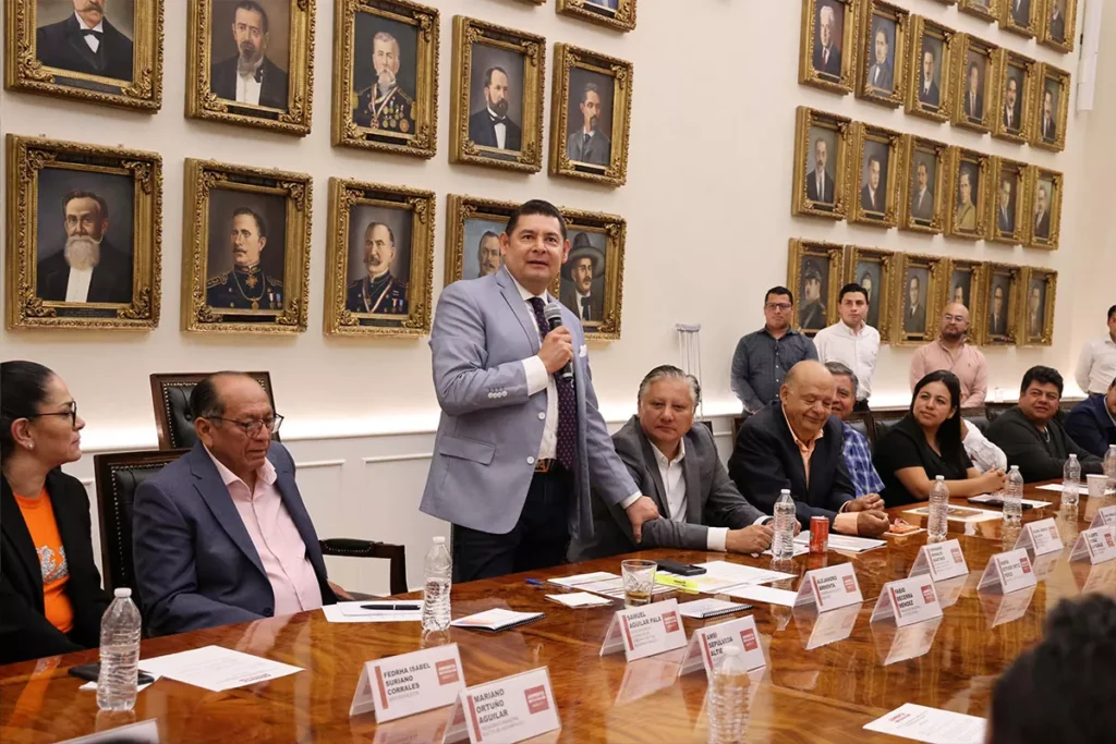 Alejandro Armenta garantiza respeto y coordinación con la oposición para el bienestar de Puebla 3 Armenta garantiza respeto y coordinacion con la oposicion para el bienestar de Puebla 1
