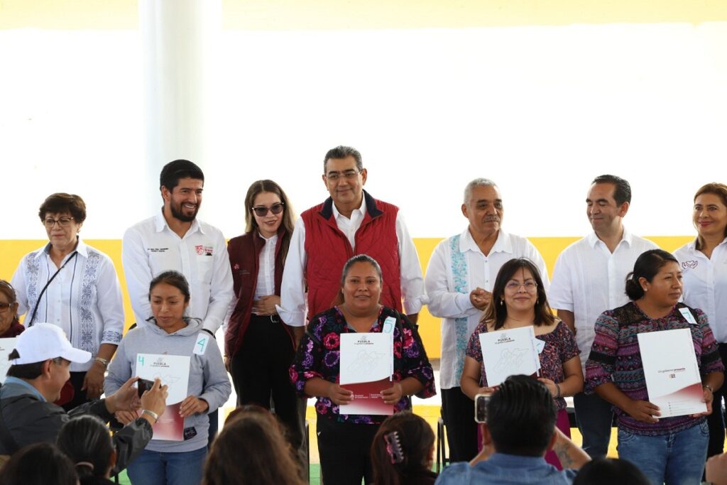 Con obras educativas, Sergio Salomón impulsa progreso comunitario
