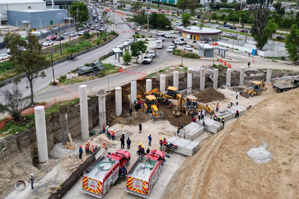 Constructoras responderán por muertes en obra del Distribuidor Atlixcáyotl