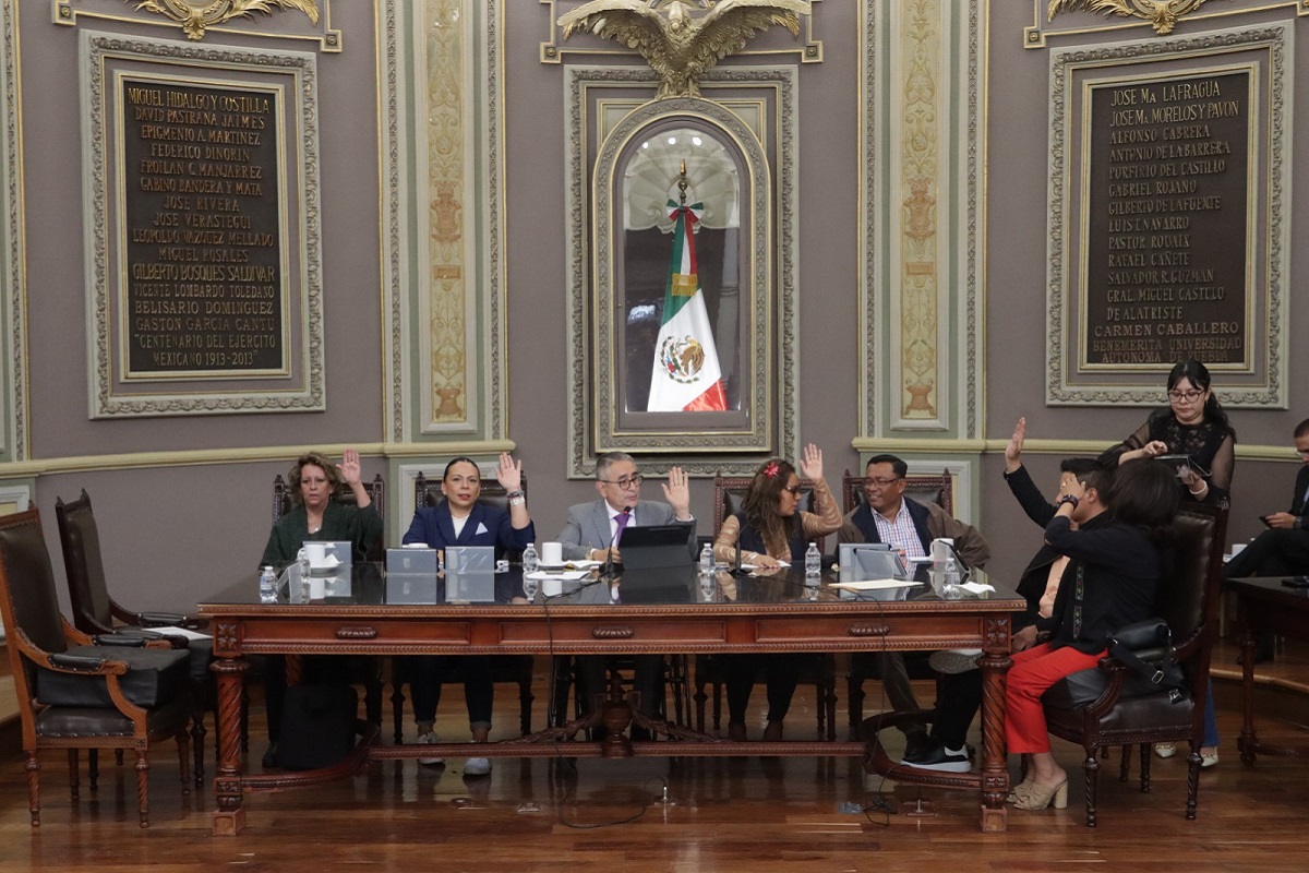 Convoca Comisión Permanente del Congreso a Sesión Extraordinaria 1 Convoca Comisión Permanente del Congreso a Sesión Extraordinaria