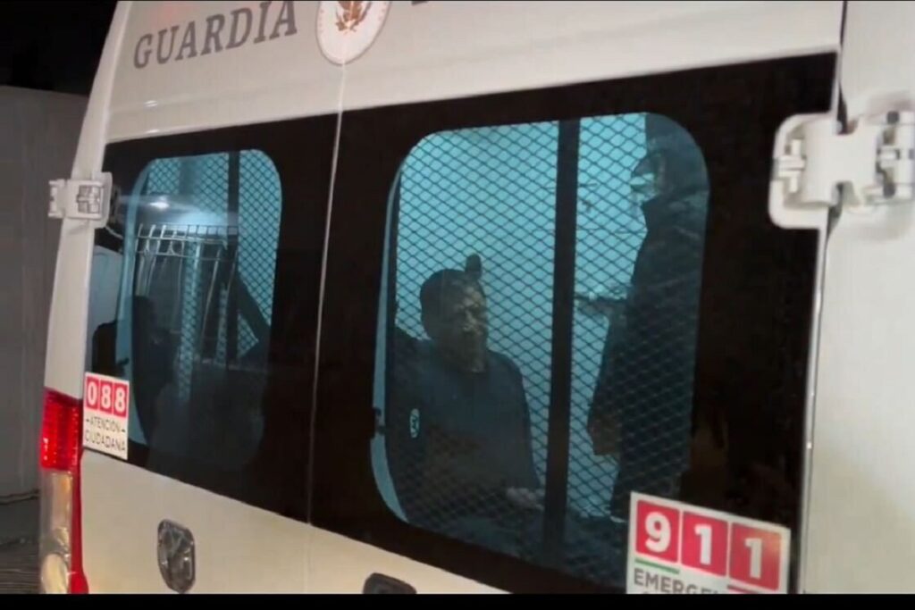 Mario Marín sale del Altiplano y ya está en su casa de Puebla