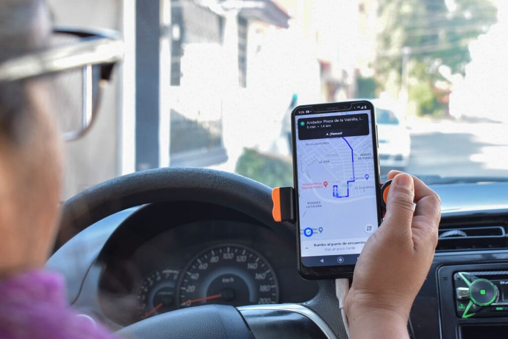 Ayúdalo a encontrar su lap con su tesis: Joven olvida mochila en un Uber en Puebla 3 ¿Uber o Didi? apps de transporte privado en Puebla¿Uber o Didi? Estas son las apps de transporte privado con autorización para operar en Puebla¿Uber o Didi? apps de transporte privado en Puebla