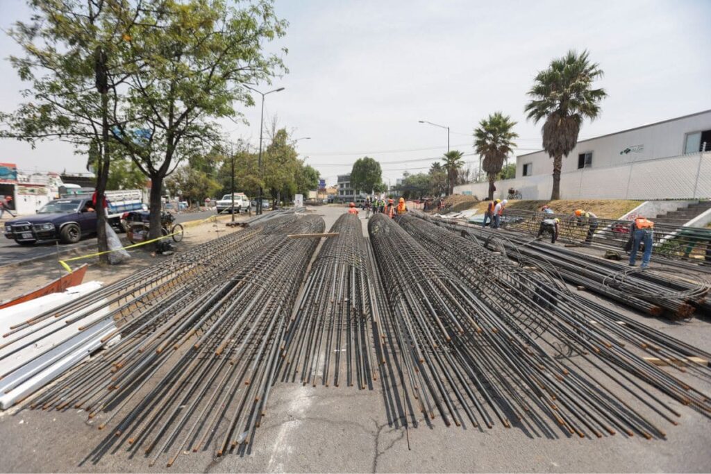 avance distribuidor vial del entronque de amalucan