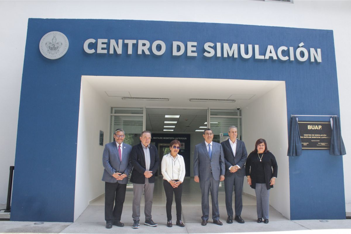 BUAP inaugura Centro de Simulación: se financió con la venta de Lobos 1 Centro de Simulación BUAP