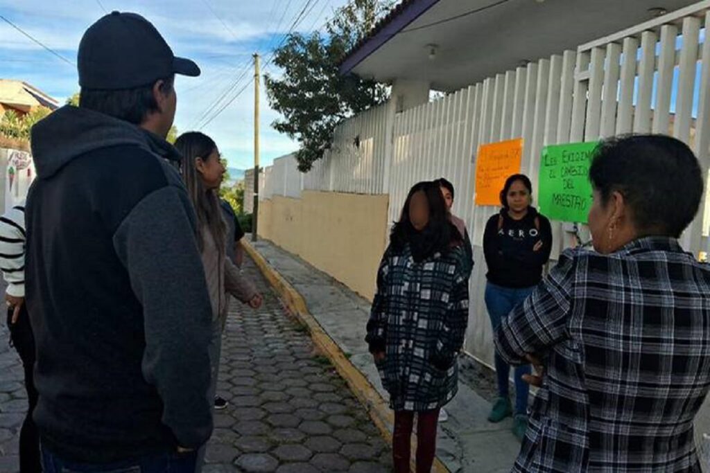 Destituyen a profesor que puso corridos tumbados en una primaria de Tlaxcala