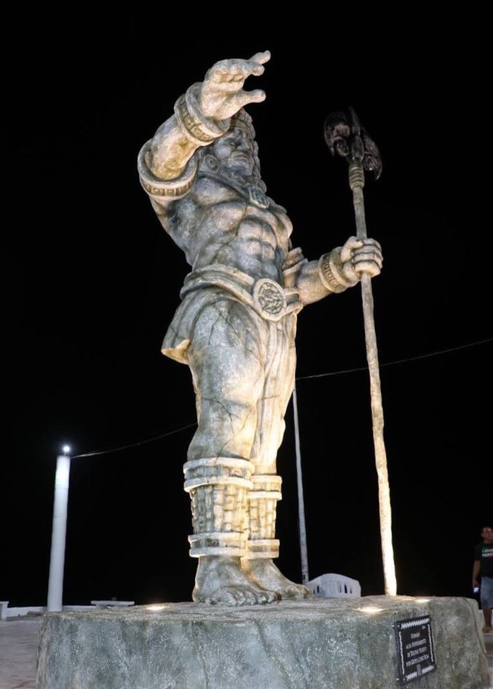 estatua de chaac