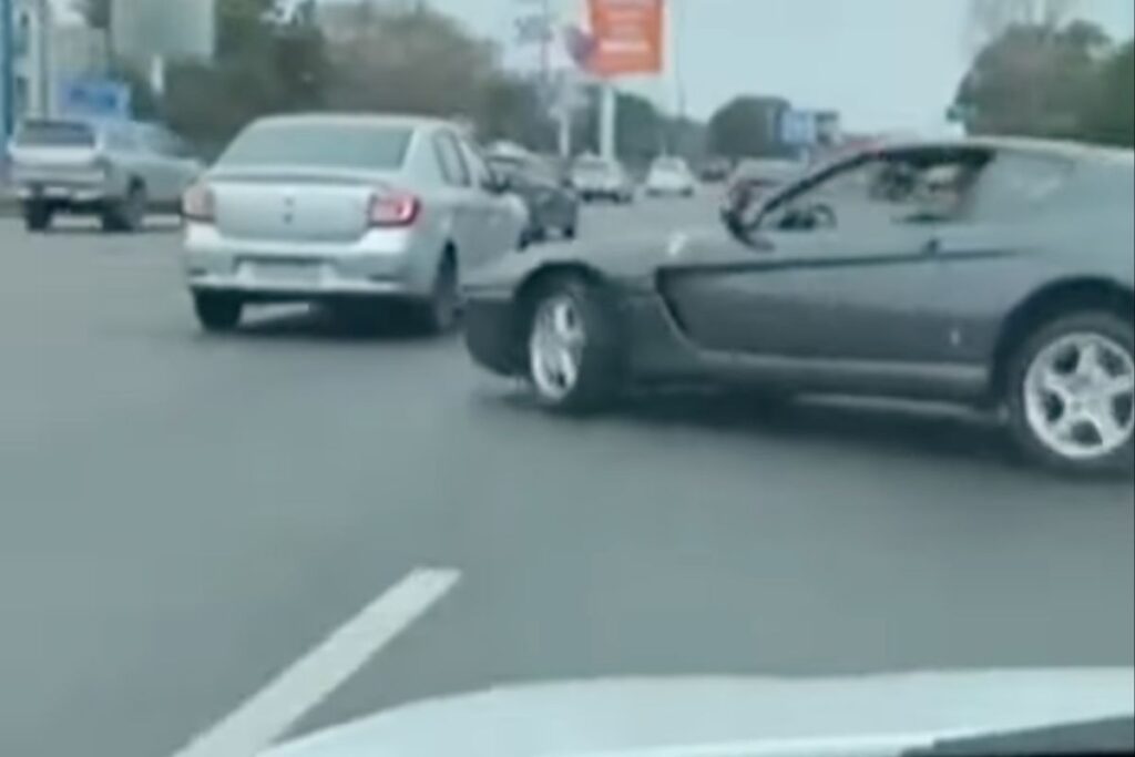 ferrari hace trompos en calles de argentina