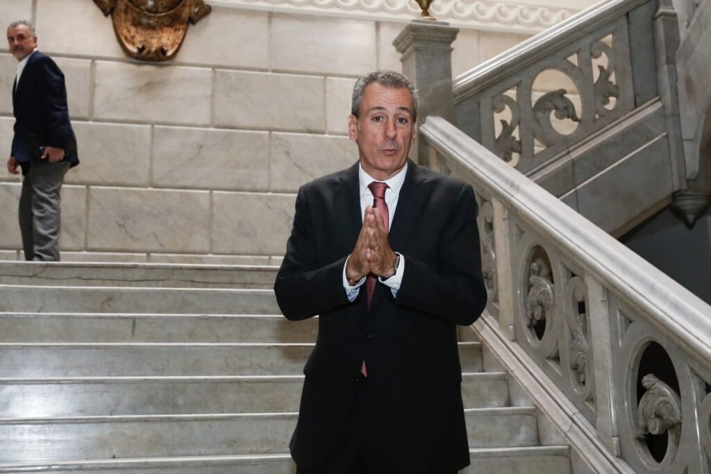 Gabinete pepe chedraui en septiembre