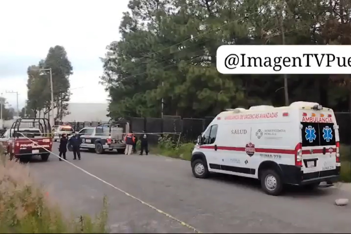 Hombre pierde la vida al caer en una alcantarilla camino a San Lorenzo en Puebla 1 hombre pierde la vida al caer a una alcantarilla