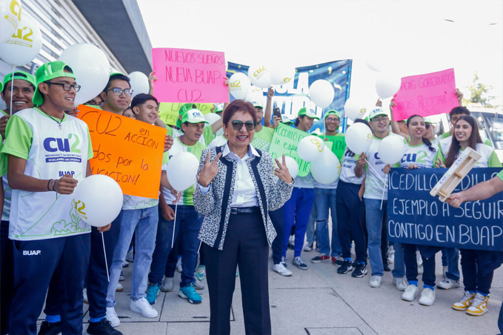 Encuentran restos arqueológicos en CU2