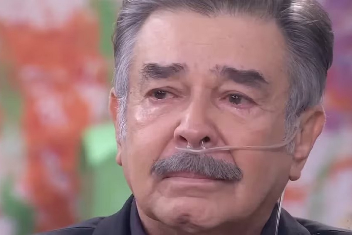 Jorge Ortiz de Pinedo denuncia maltrato en el AICM: No lo dejaron subir al avión con su tanque de oxígeno 1 Jorge Ortiz de Pinedo denuncia maltrato en el AICM