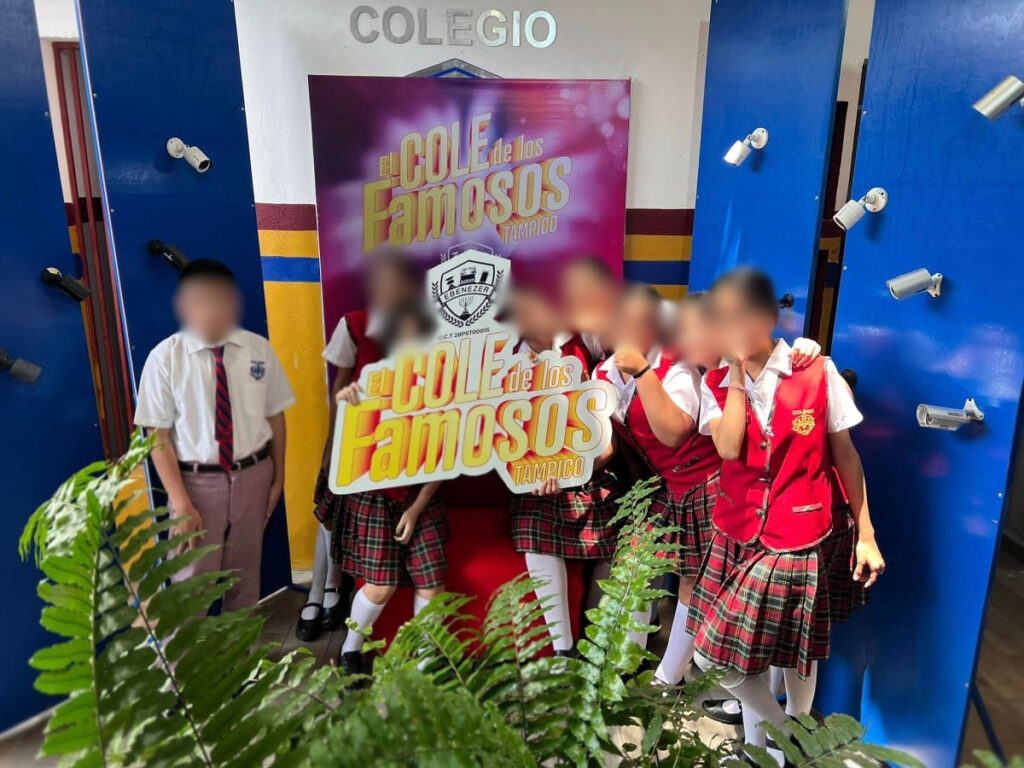 Regreso a clases: Escuela recibe a alumnos con temática de La Casa de los Famosos México 3 la casa de los famosos colegio tampico 1