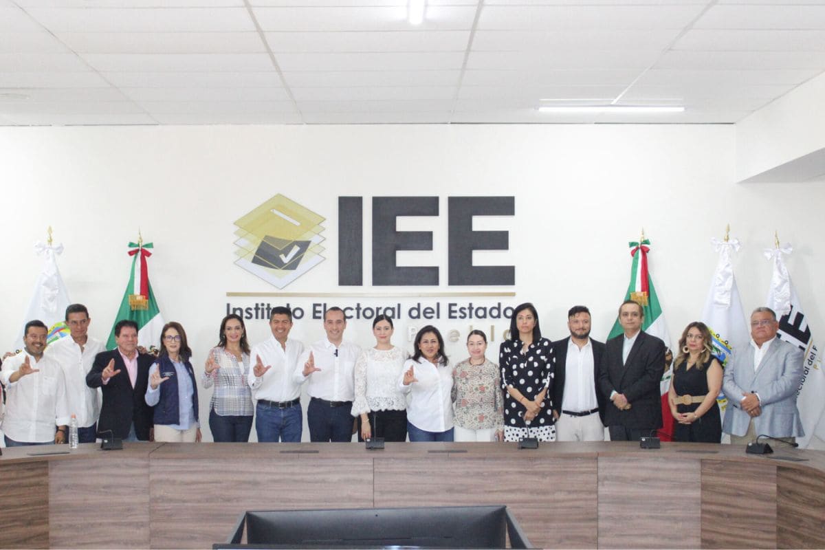 Riestra pedirá destitución de consejeros del IEE por presunta transferencia de votos de Morena a FxM y PANAL 1 Mario Riestra pide destitución de consejeros del IEE de Puebla