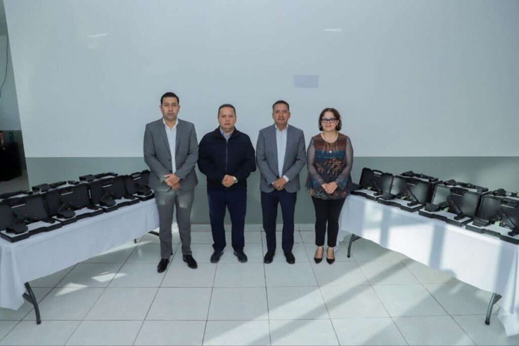 mundo tlatehui armamento policlia