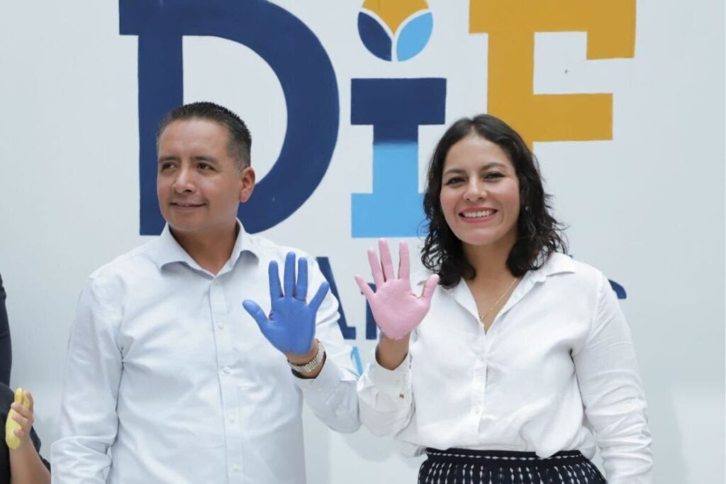 Mundo Tlatehui entrega nuevo DIF