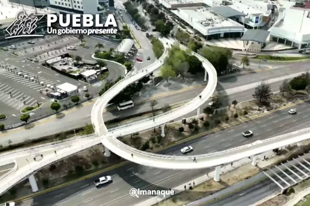 Gobierno de Puebla invierte 545.5 mdp en tres distribuidores viales en la Vía Atlixcáyotl 5 obra Puente vehicular Osa Mayor Via Atlixcayotl 1