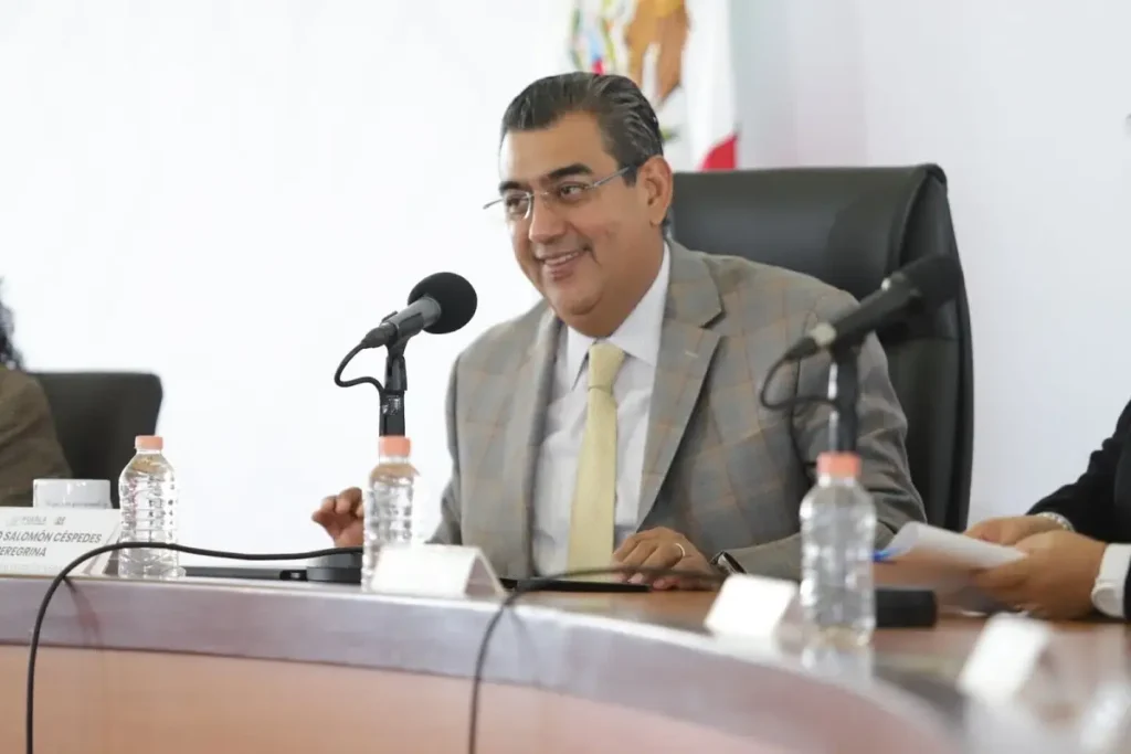 AMLO, líder que cambió la vida reciente del país Sergio Salomón