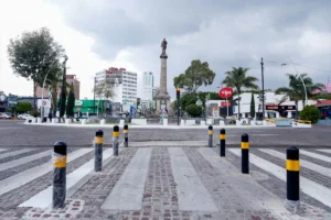 avenida juárez parte de las obras emblemáticas de Adán Domínguez