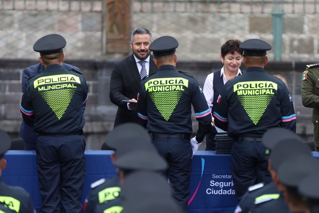 En 3 años, el Ayuntamiento de Puebla ha graduado a más 700 de policías 2 En tres años, el Ayuntamiento de Puebla ha graduado a más 700 de policías