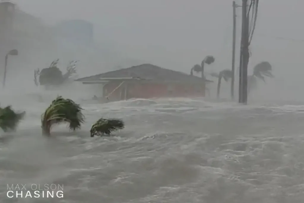 Las devastadoras imágenes del paso del huracán Helene en Florida