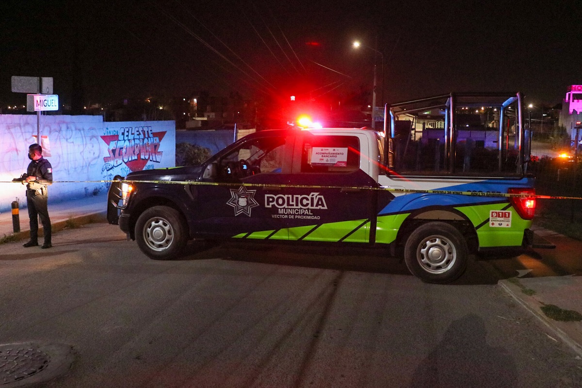 Localizan cuerpos de un hombre y una mujer con impactos de bala en la colonia Santa Lucía 1 Localizan los cuerpos de un hombre y una mujer con impacto de bala en la colonia Santa Lucía