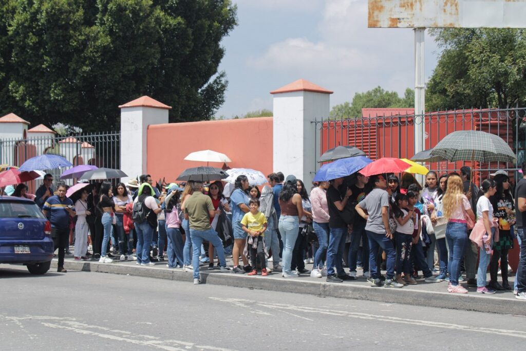 Potterheads desbordan Museo del Ferrocarril para sumarse al regreso del Expreso a Hogwarts 
