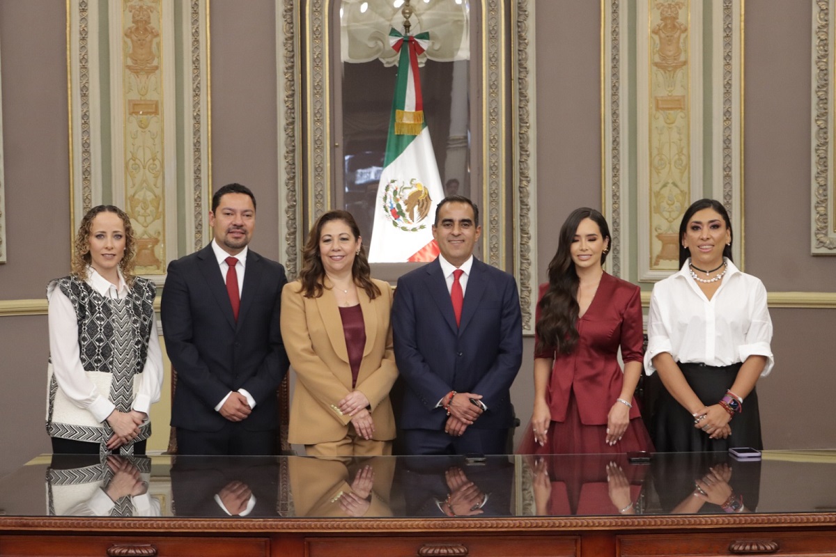 Se constituye la LXII Legislatura del Congreso del Estado de Puebla 1 Se constituye la LXII Legislatura del Congreso del Estado de Puebla