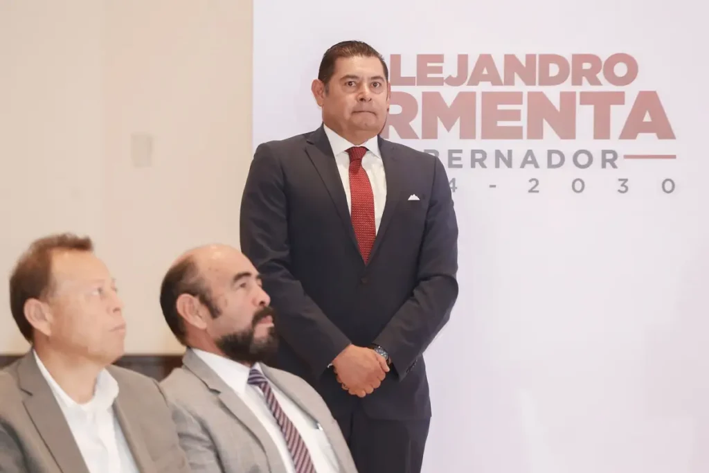 TEPJF desecha quejas del PAN contra Alejandro Armenta por actos anticipados de campaña
